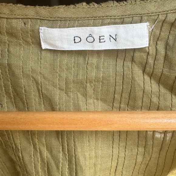 Doen Chartreuse Ruffle Blouse - Picture 6 of 11